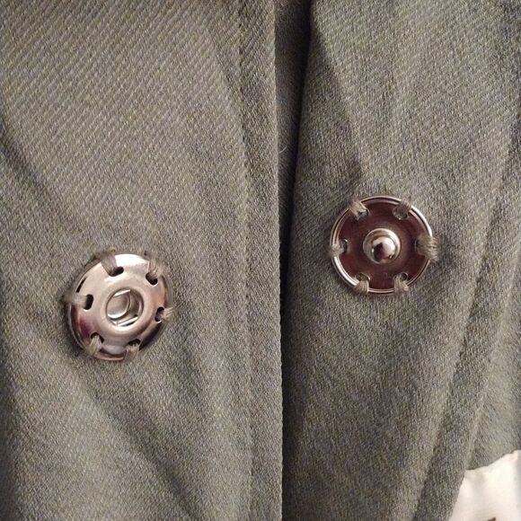 MAAC London "Tibi" Open Snap-Front Cardigan Vest, White/Green, Size Smal… - Picture 8 of 10